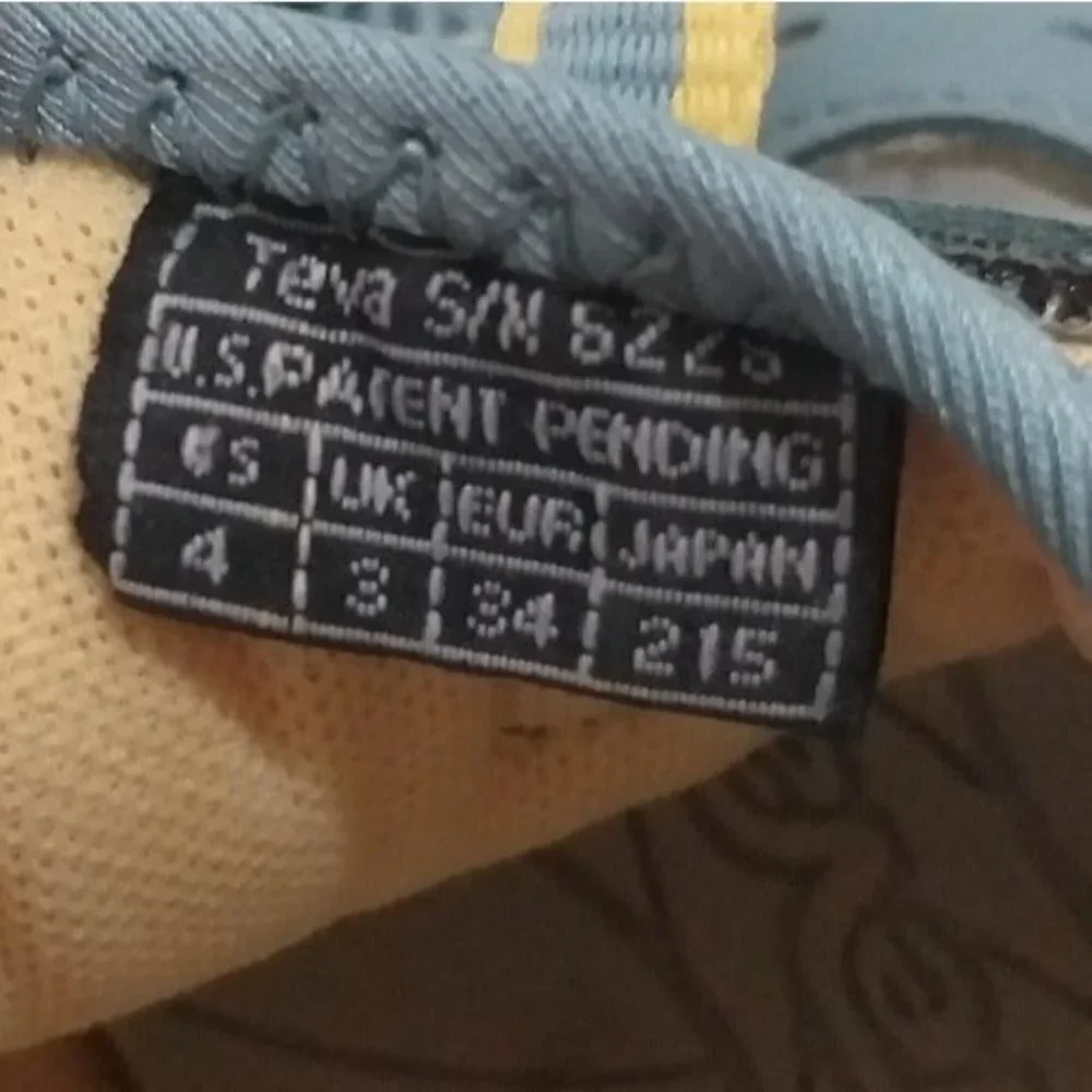 Teva deacon mermaid kids 4 sandals yellow and gray hiking camp casual vacations